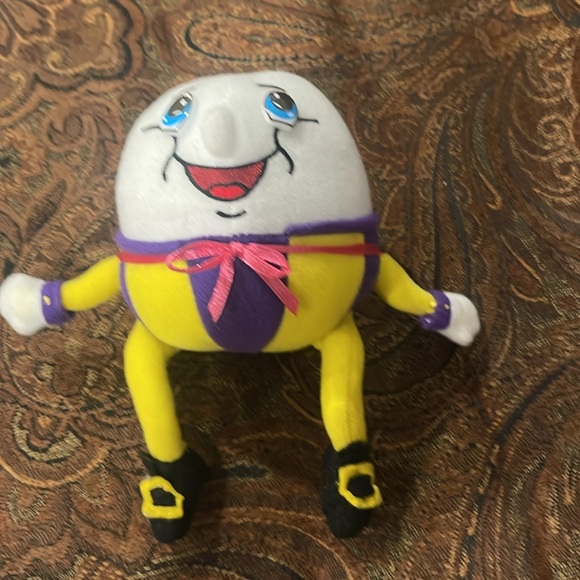 Nursery, treasures book and Humpty Dumpty with brick wall plush - Picture 3 of 4